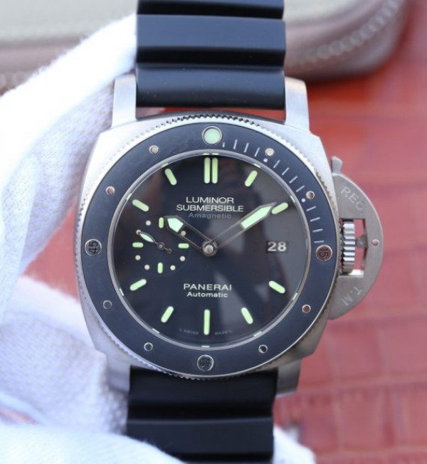 Panerai VSF PAM389 Black Rubber Strap P.9000