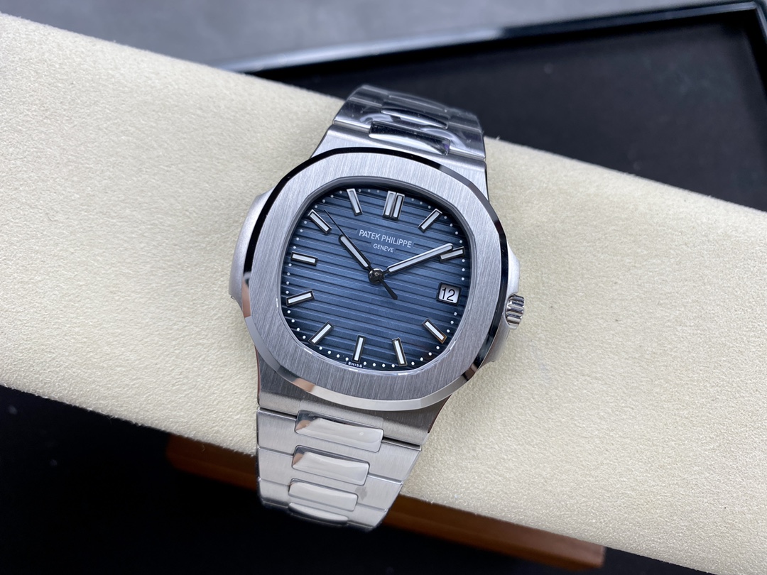 Patek Philippe 5811G Nautilus