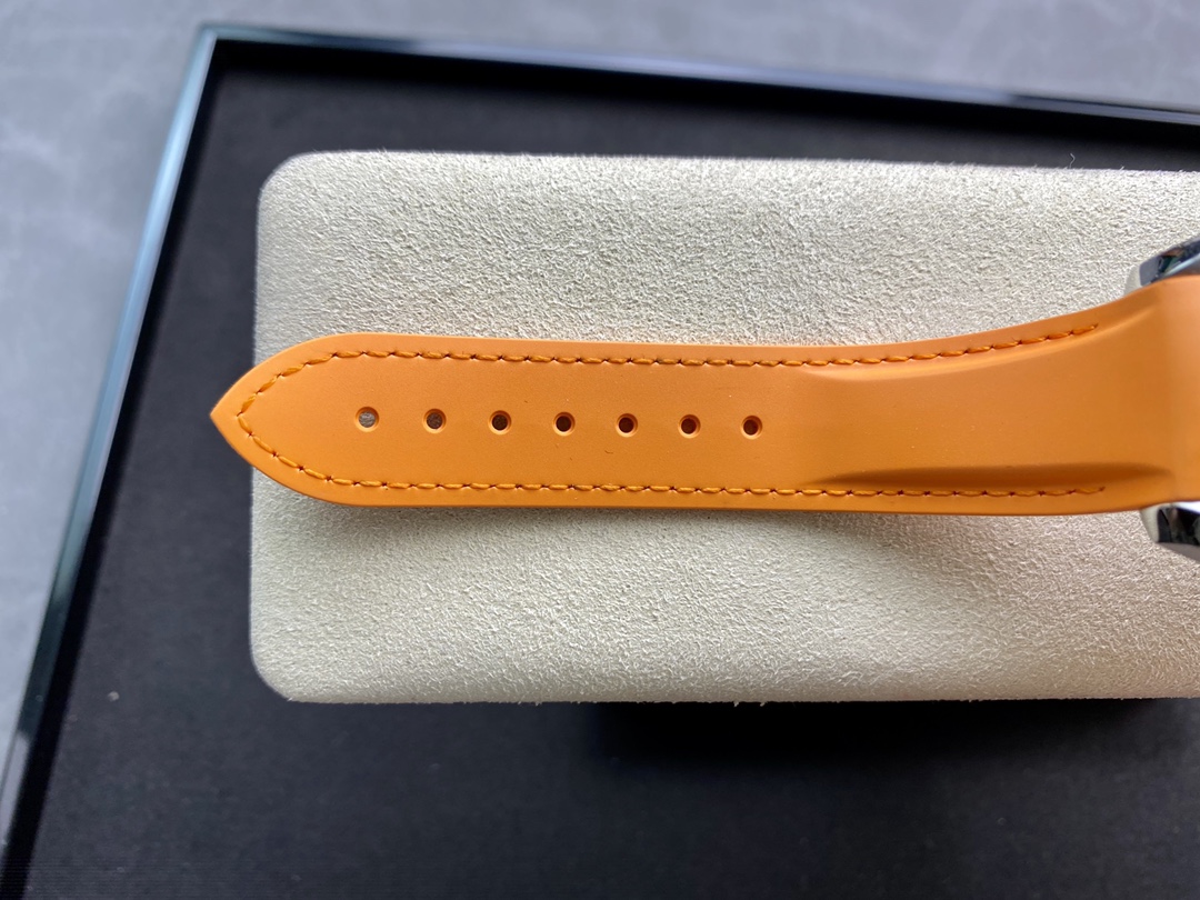 Omega Planet Ocean Sea Orange 42mm 