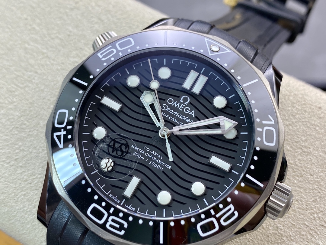 OMEGA Seamaster Diver 300M 42mm 