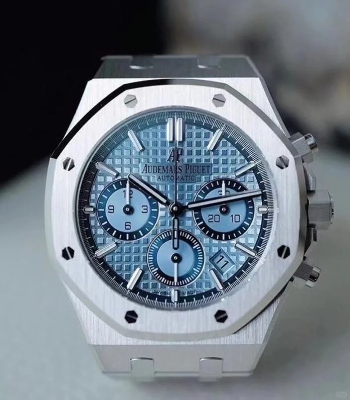 Audemars Piguet Royal Oak Selfwinding Chronograph Blue 26317BC.OO.1256BC.01 - gallery