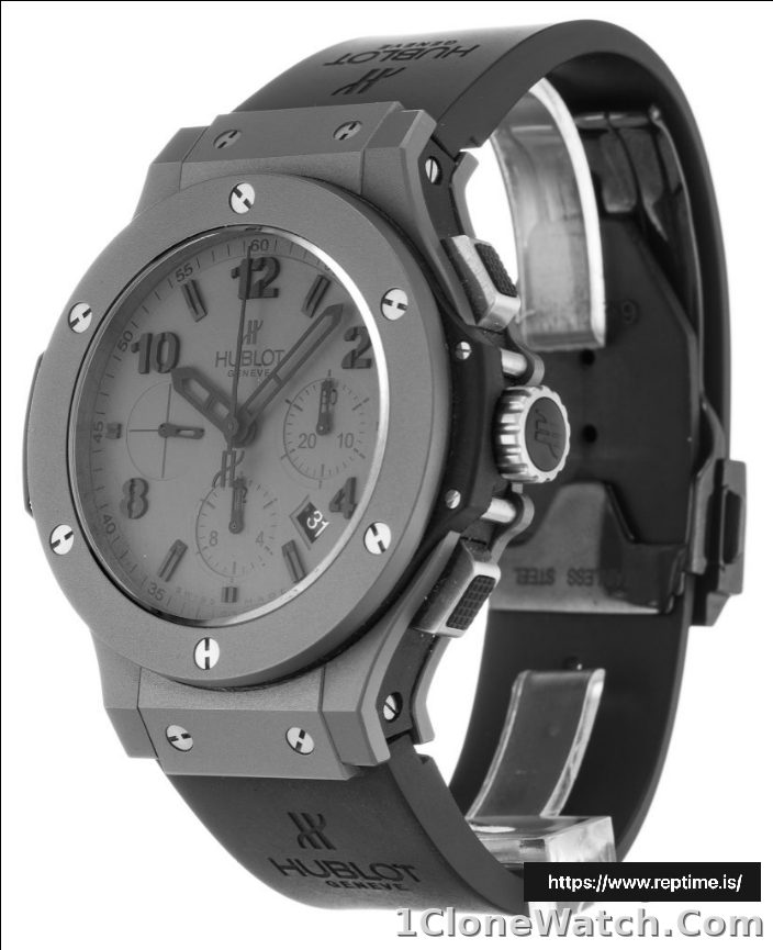 Hublot 44mm 301.AI.460.RX Men Quartz 44 MM