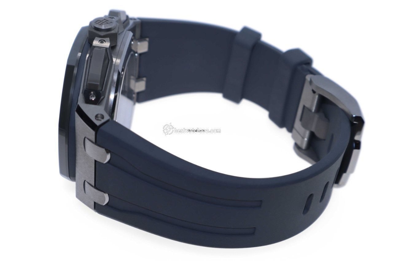 Audemars Piguet Royal Oak Offshore Mens watch Unisex Automatic Titanium 26420IO.OO.A009CA.01 - gallery