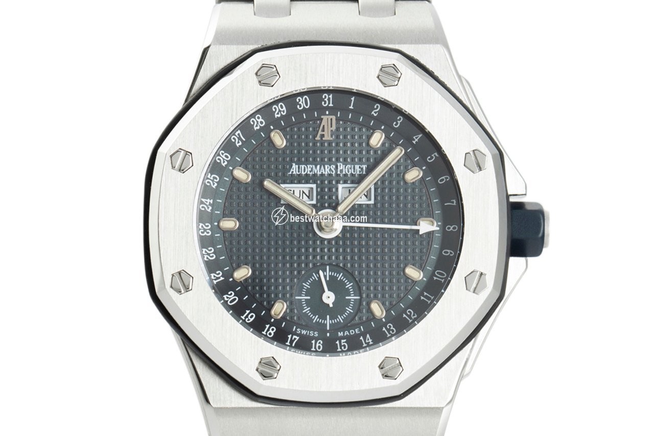 Audemars Piguet Royal Oak Offshore Mens watch Unisex Automatic Steel 25807ST