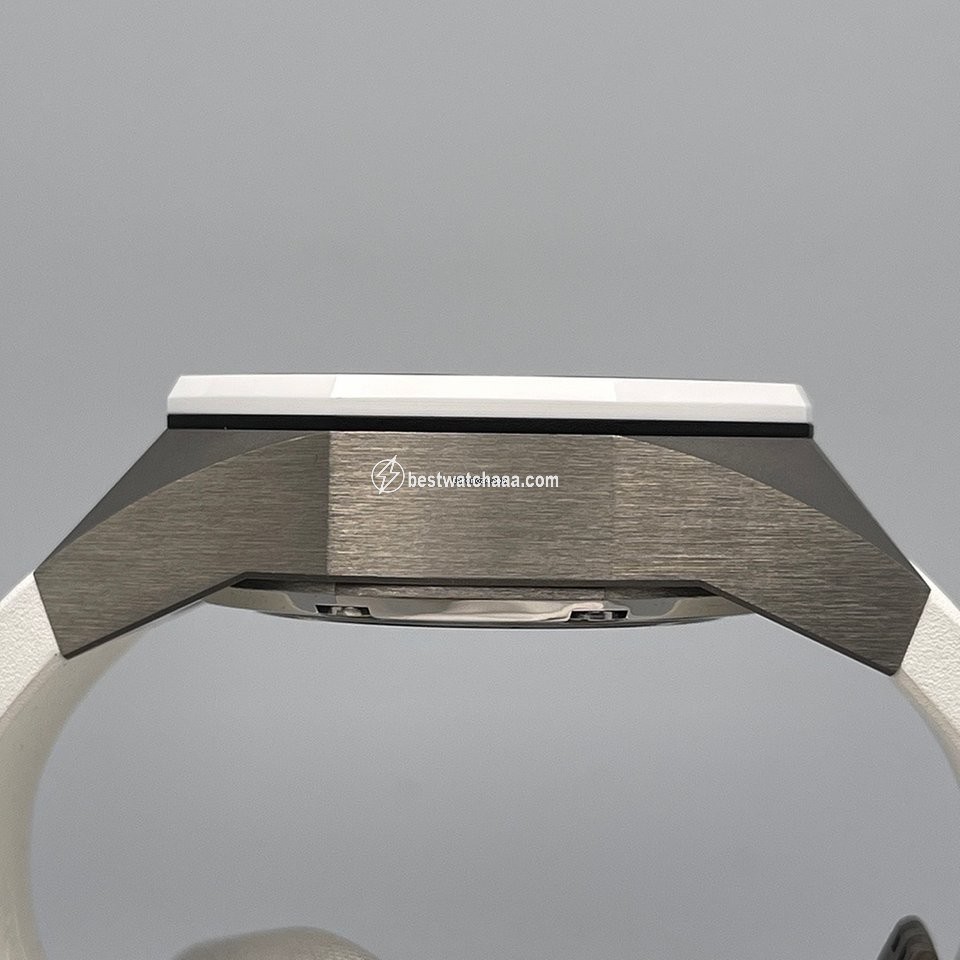 Audemars Piguet Royal Oak Concept Mens watch Unisex Manual winding Titanium 26580IO.OO.D010CA.01 - gallery