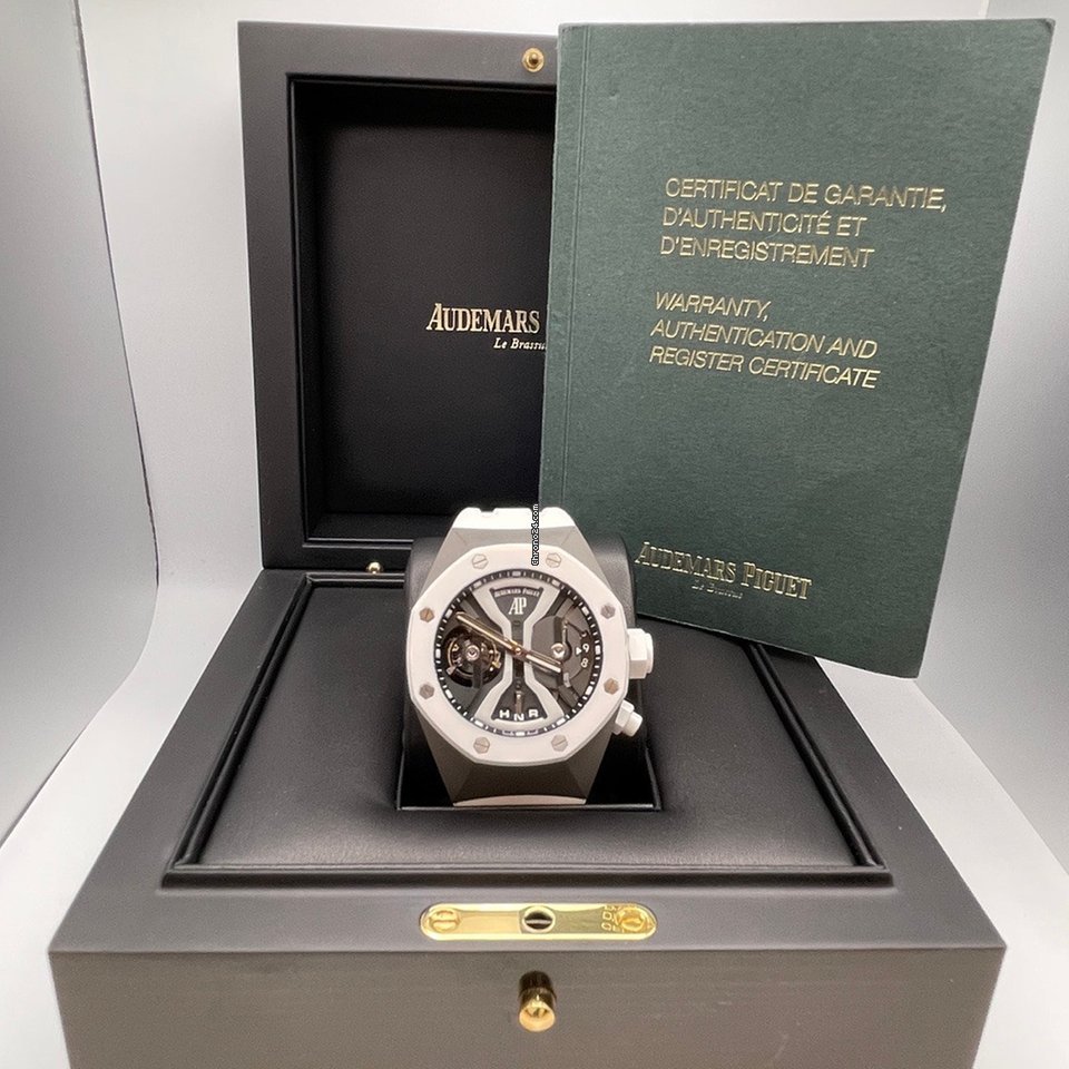 Audemars Piguet Royal Oak Concept Mens watch Unisex Manual winding Titanium 26580IO.OO.D010CA.01 - gallery