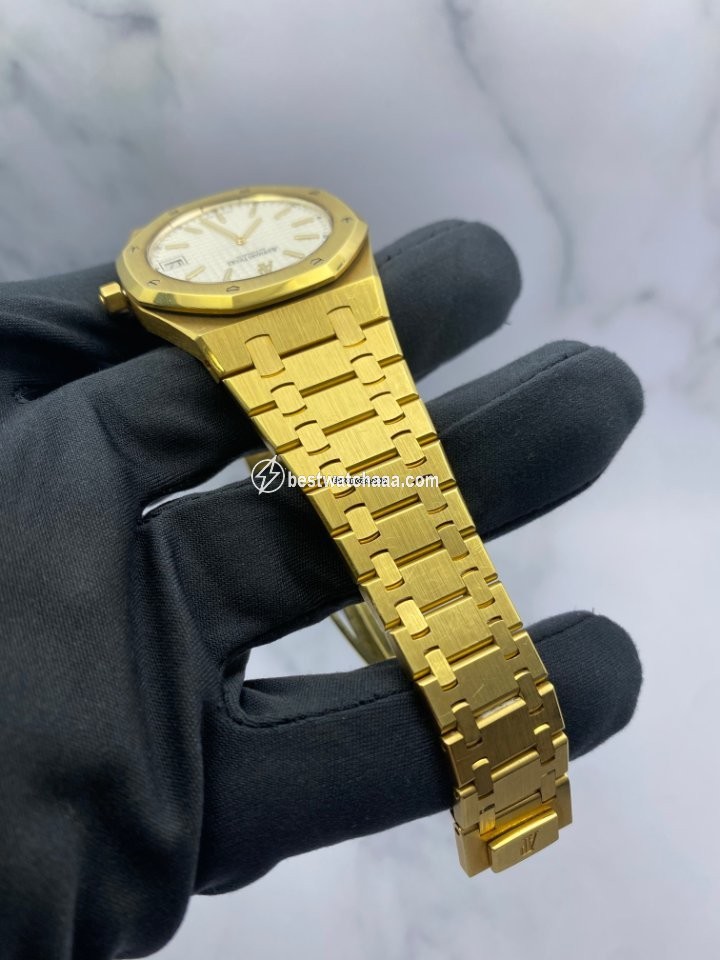 Audemars Piguet Royal Oak Jumbo Mens watch Unisex Automatic Yellow gold 15202BA.OO.0944BA.01 - gallery