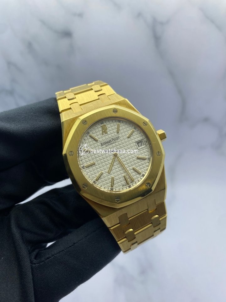 Audemars Piguet Royal Oak Jumbo Mens watch Unisex Automatic Yellow gold 15202BA.OO.0944BA.01 - gallery