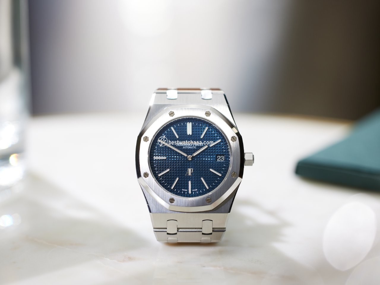 Audemars Piguet Royal Oak Jumbo Mens watch Unisex Automatic Steel 15202ST.OO.1240ST.01