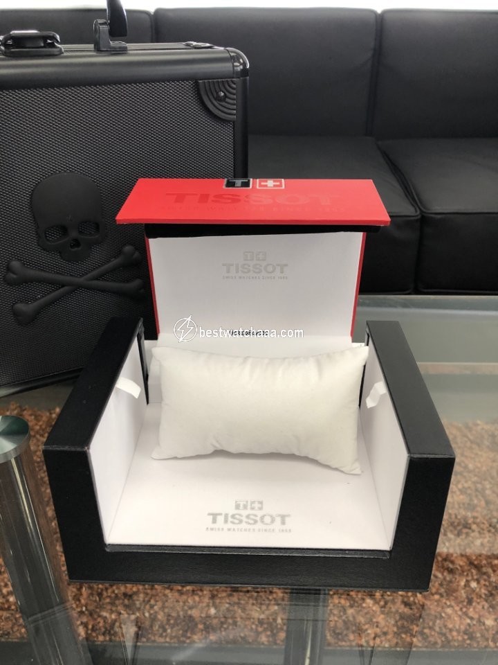 Tissot Tradition Mens watch Unisex Quartz Steel T063.617.16.057.00 - gallery