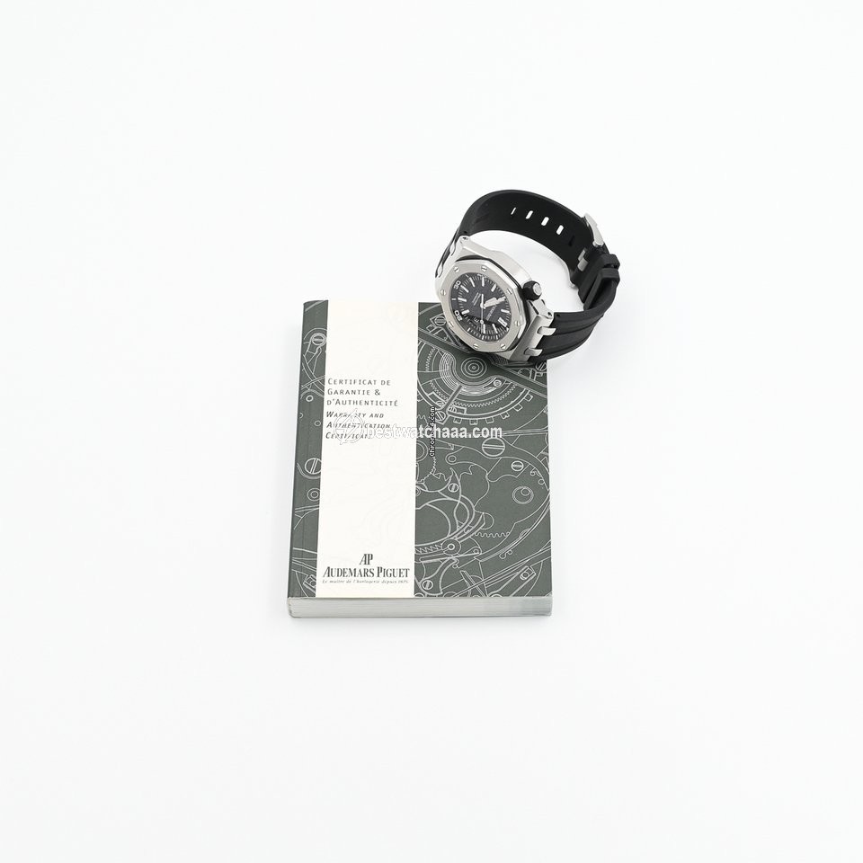 Audemars Piguet Royal Oak Offshore Diver Mens watch Unisex Steel 15703ST - gallery