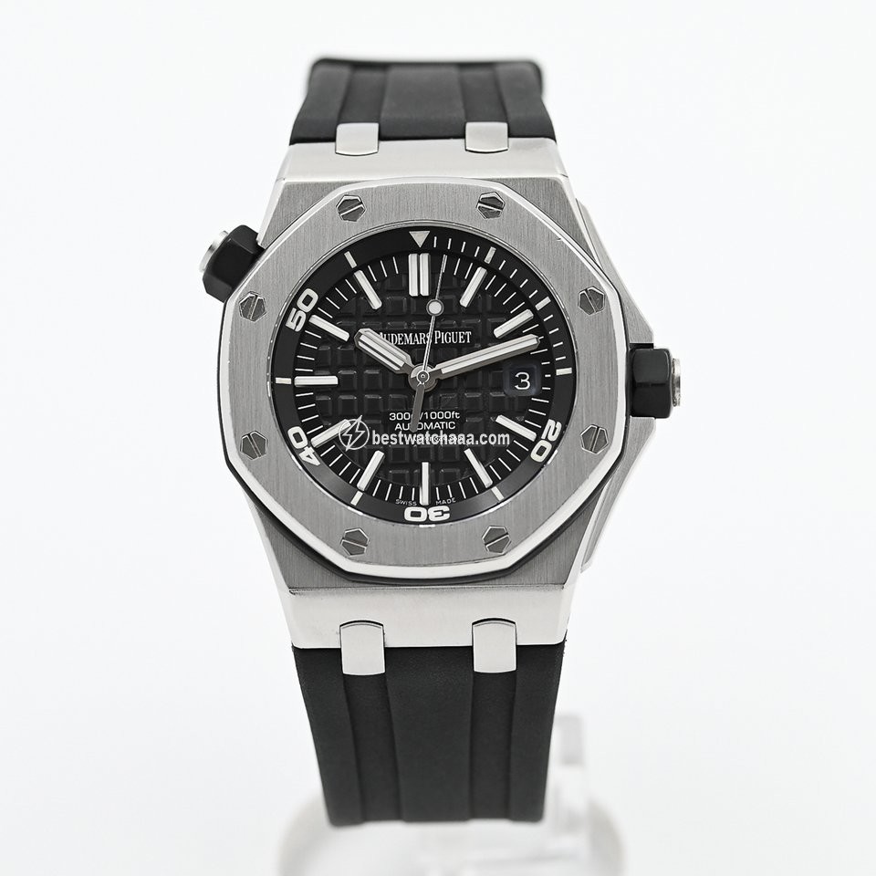 Audemars Piguet Royal Oak Offshore Diver Mens watch Unisex Steel 15703ST - gallery