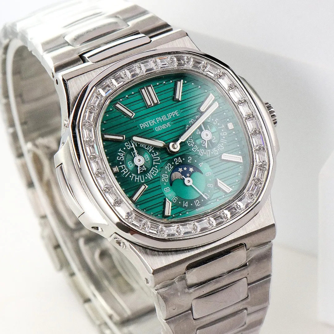 Patek Philippe Nautilus Green Perpetual Calendar - gallery