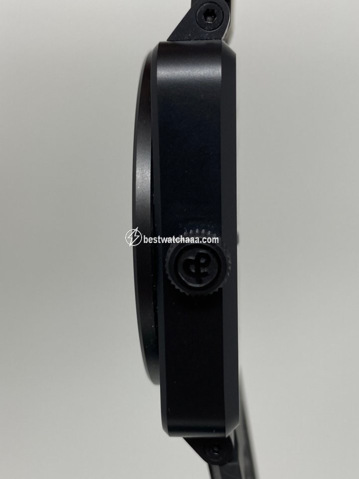 Bell & Ross BR 01-96 Grande Date Mens watch Unisex Steel BR0196-ALTIMETER - gallery