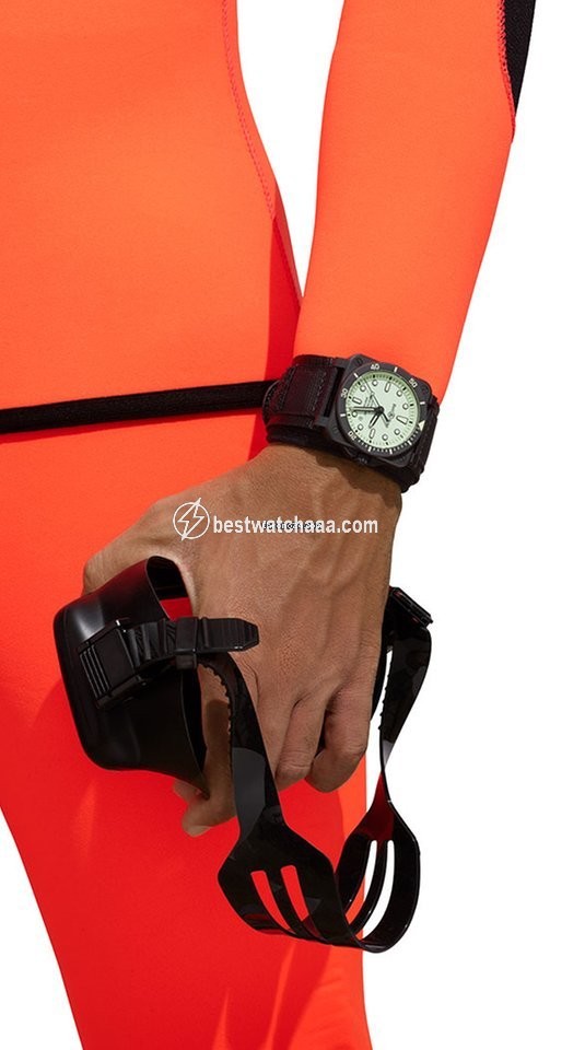 Bell & Ross BR 03 Mens watch Unisex Automatic Ceramic BR0392-D-C5-CE SRB - gallery