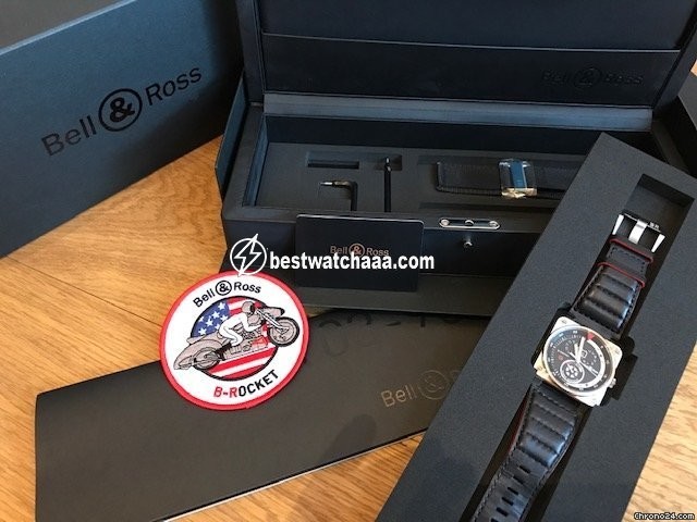 Bell & Ross BR 03-90 Grande Date et Reserve de Marche Mens watch Unisex Automatic Steel BR0390-B-Rocket - gallery