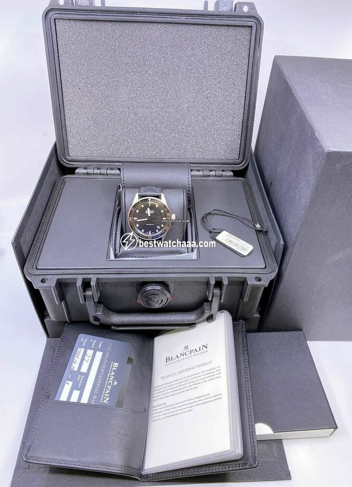 Blancpain Fifty Fathoms Bathyscaphe Mens watch Unisex Automatic Titanium 5000 1230 B52A - gallery