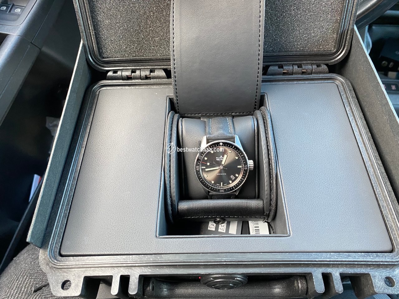 Blancpain Fifty Fathoms Bathyscaphe Mens watch Unisex Automatic 5000 1110 B52A - gallery