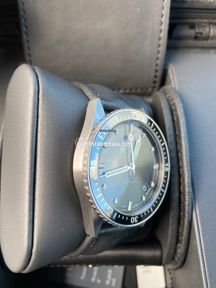 Blancpain Fifty Fathoms Bathyscaphe Mens watch Unisex Automatic 5000 1110 B52A - gallery