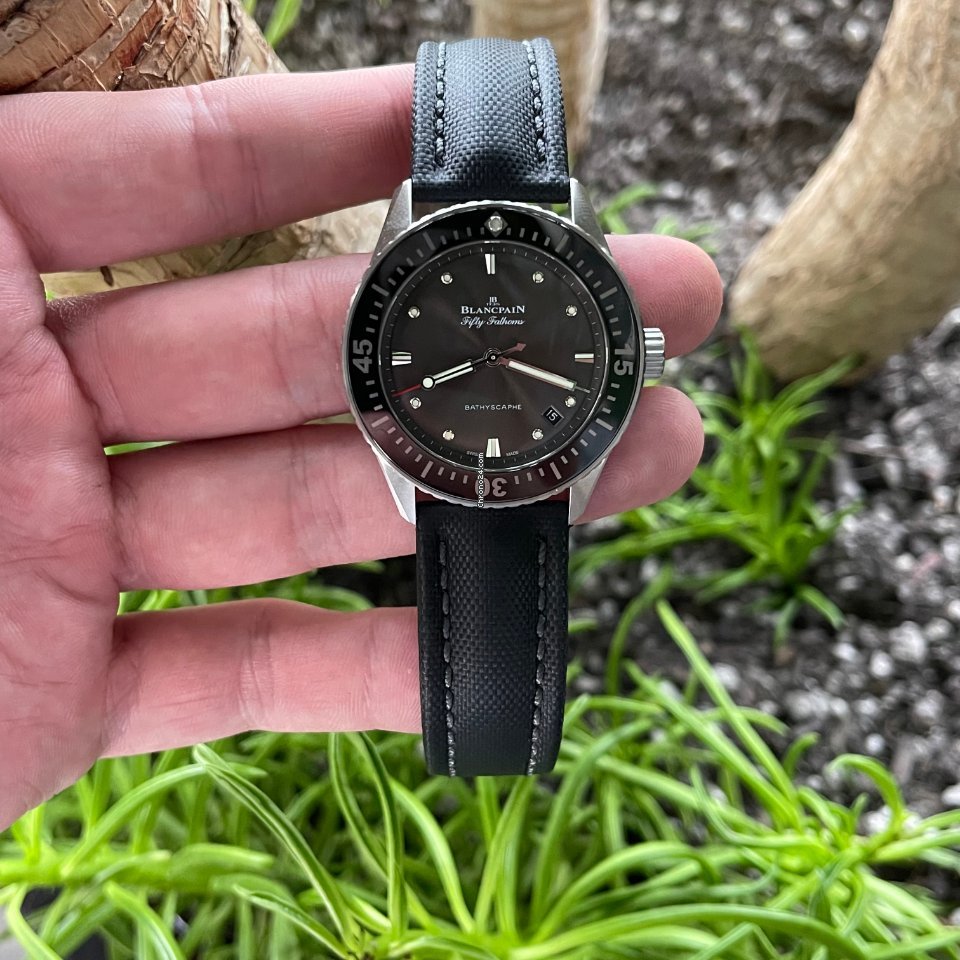 Blancpain Fifty Fathoms Bathyscaphe Mens watch Unisex Automatic Steel 5100B-1110-B52A - gallery