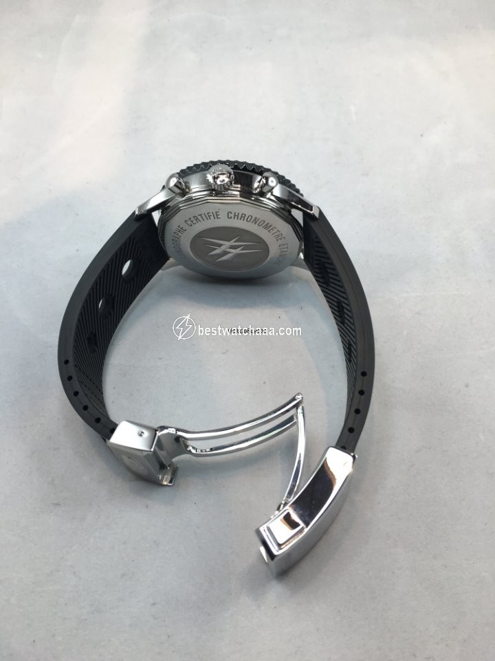 Breitling Chronoliner Mens watch Unisex Automatic Steel Y2431012 BE10 256S - gallery