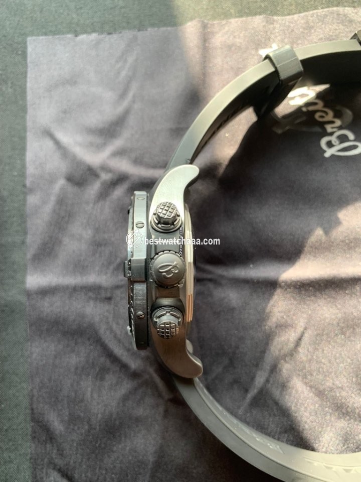 Breitling Avenger Seawolf Mens watch Unisex Quartz Steel M7339010 BA03 - gallery