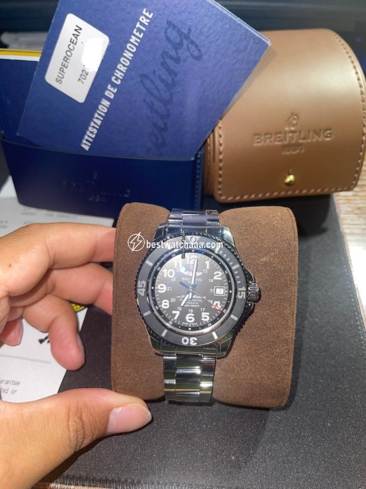 Breitling Superocean II 42 Mens watch Unisex Automatic Steel A17365C9 BD67-161A