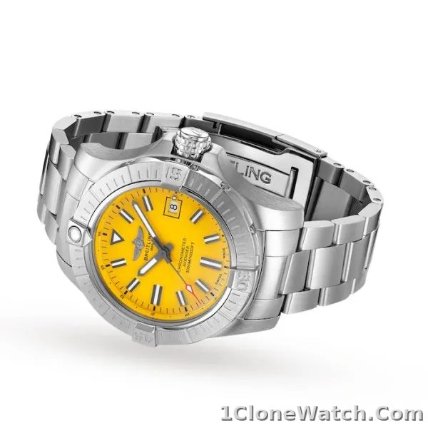 Breitling Avenger Men Automatic Yellow Stainless Steel Watch A17319101I1A1
