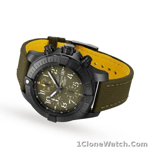 Breitling Avenger Men Automatic Green Leather Watch V13317101L1X2