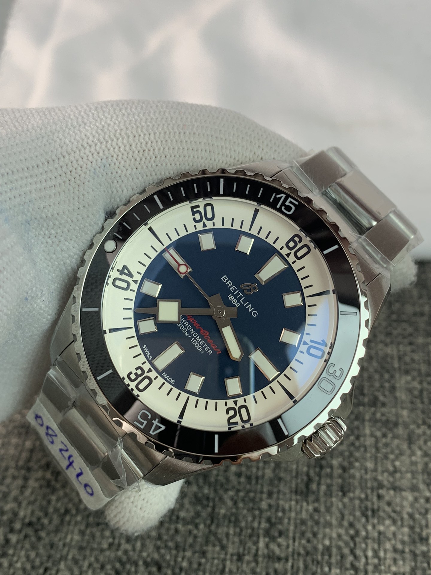 Breitling Superocean A17376211B1S1 Steel - gallery