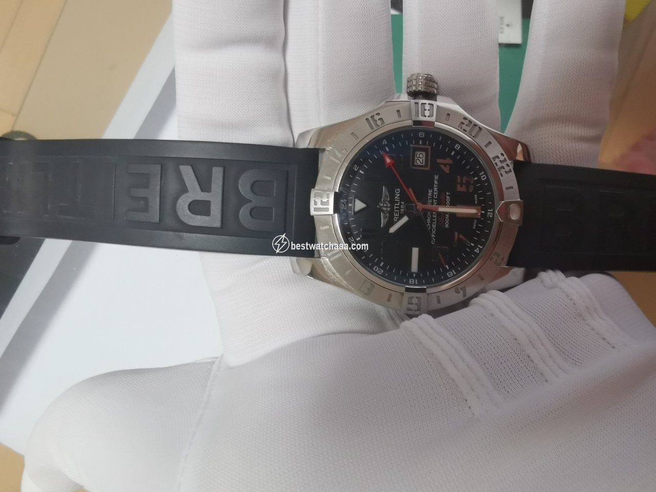 Breitling Avenger II GMT Mens watch Unisex Automatic Steel A3239011.BC34.152S.A20S.1 - gallery