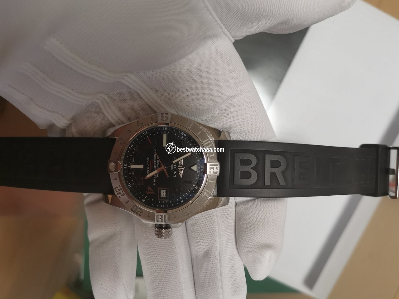 Breitling Avenger II GMT Mens watch Unisex Automatic Steel A3239011.BC34.152S.A20S.1 - gallery