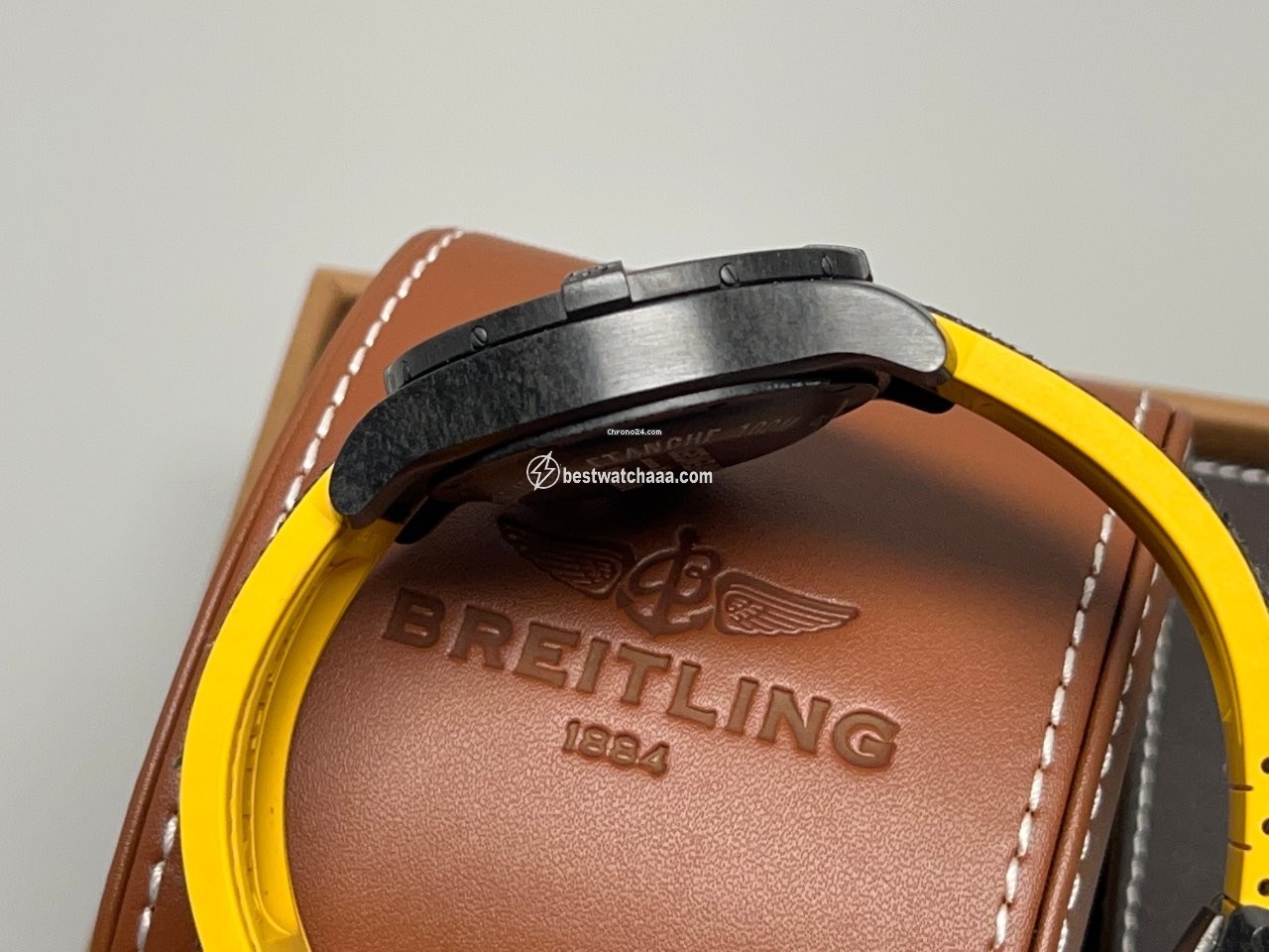 Breitling Avenger Hurricane Mens watch Unisex Automatic XB0180E4 BF31 284S - gallery