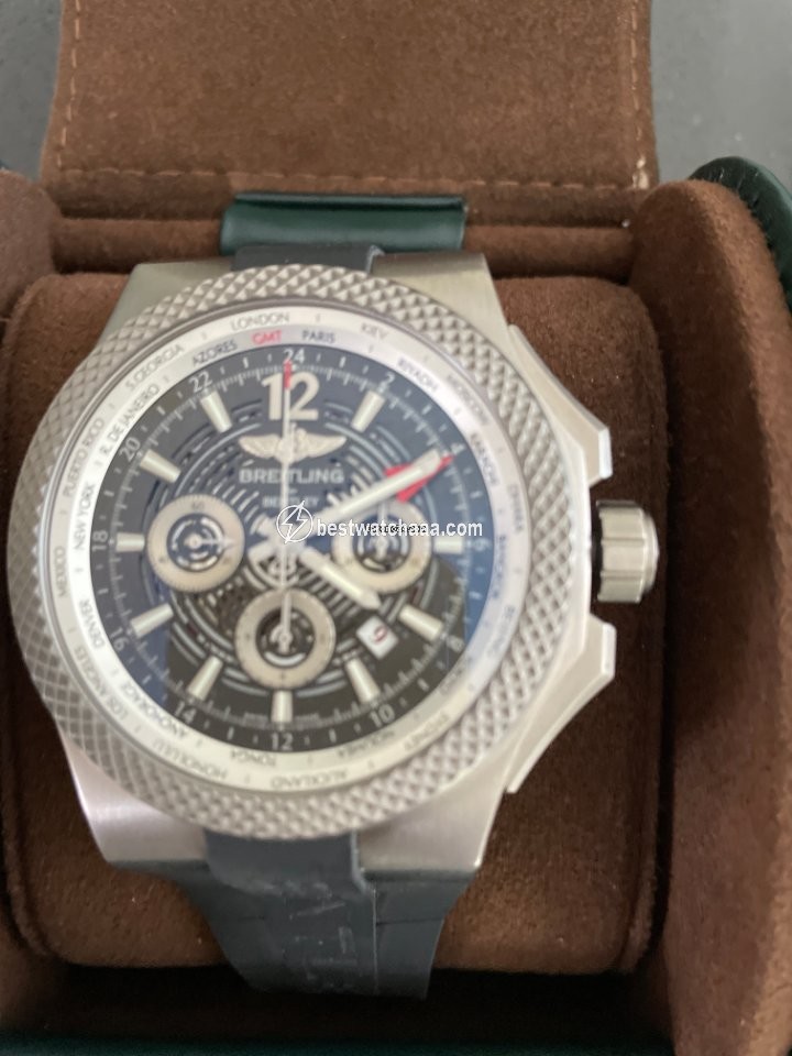 Breitling Bentley B04 GMT Mens watch Unisex Automatic Titanium EB043210 M533