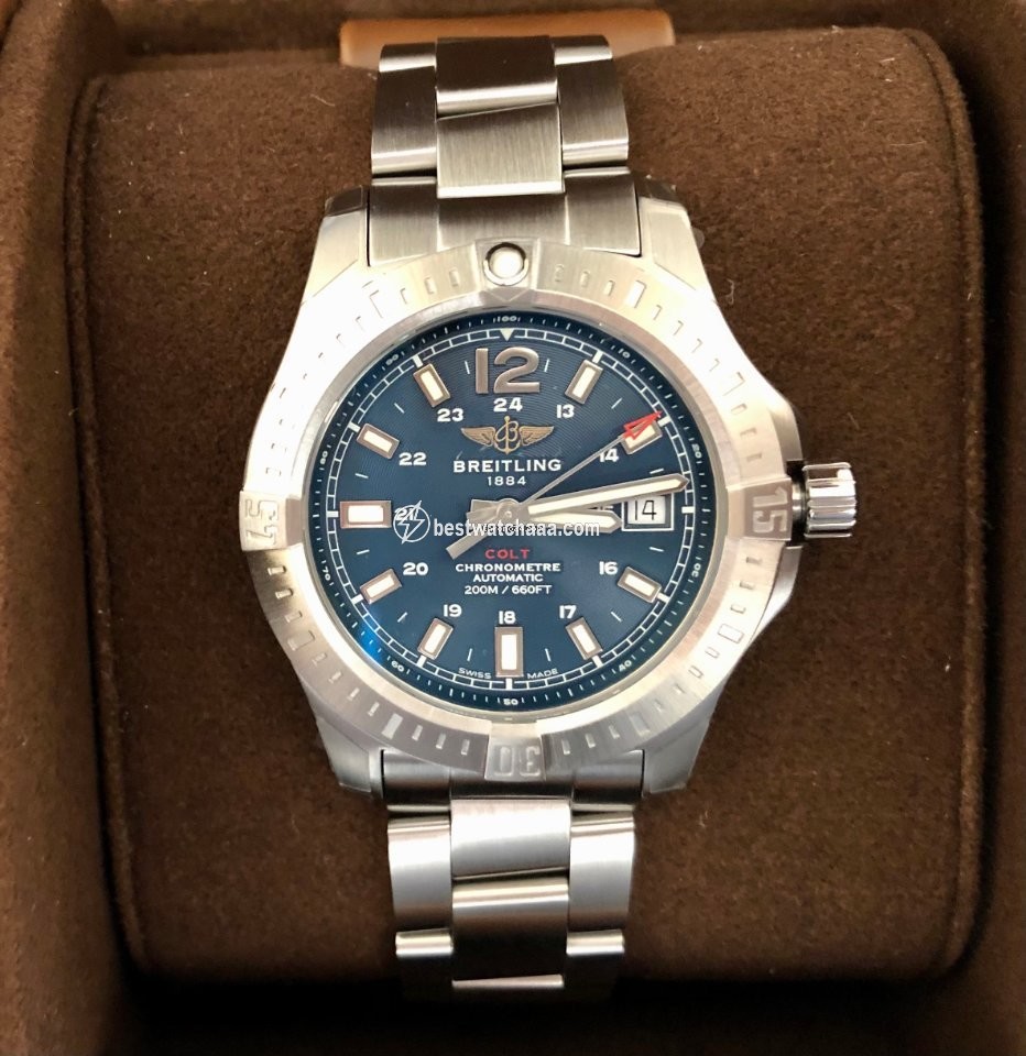 Breitling Chronomat Colt Mens watch Unisex Automatic Steel A17313101C1A1 - gallery