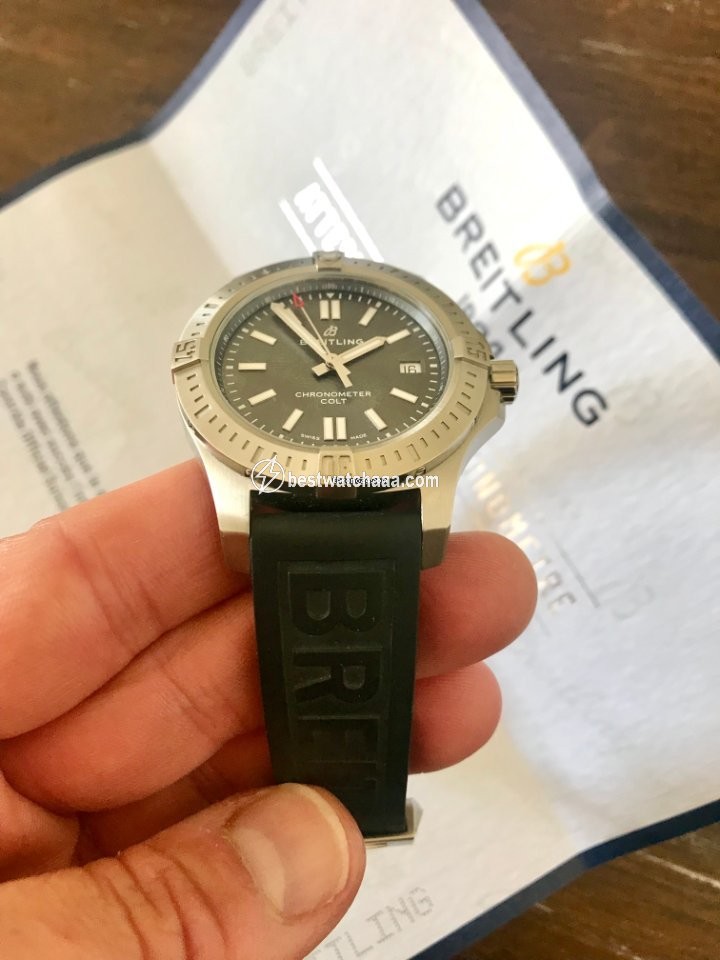 Breitling Chronomat Colt Mens watch Unisex Automatic Steel A17313101F1S1 - gallery