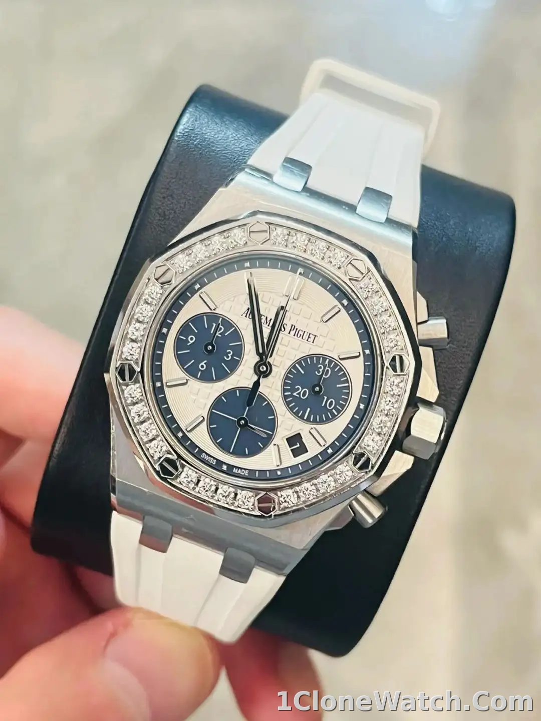 Audemars Piguet Royal Oak Offshore Selfwinding Chronograph Silver 26231ST.ZZ.D010CA.01