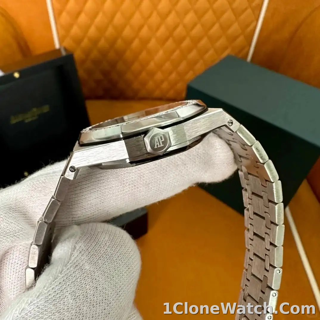 Audemars Piguet Royal Oak Selfwinding Black 15451ST.ZZ.1256ST.01