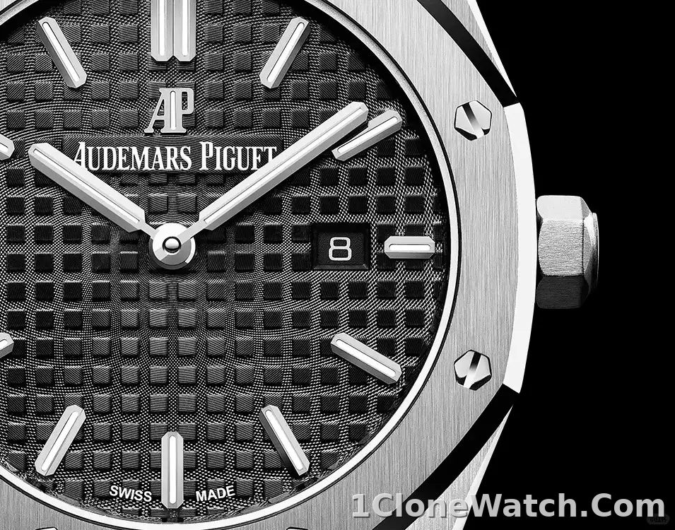 Audemars Piguet Royal Oak Quartz Black 67650ST.OO.1261ST.01