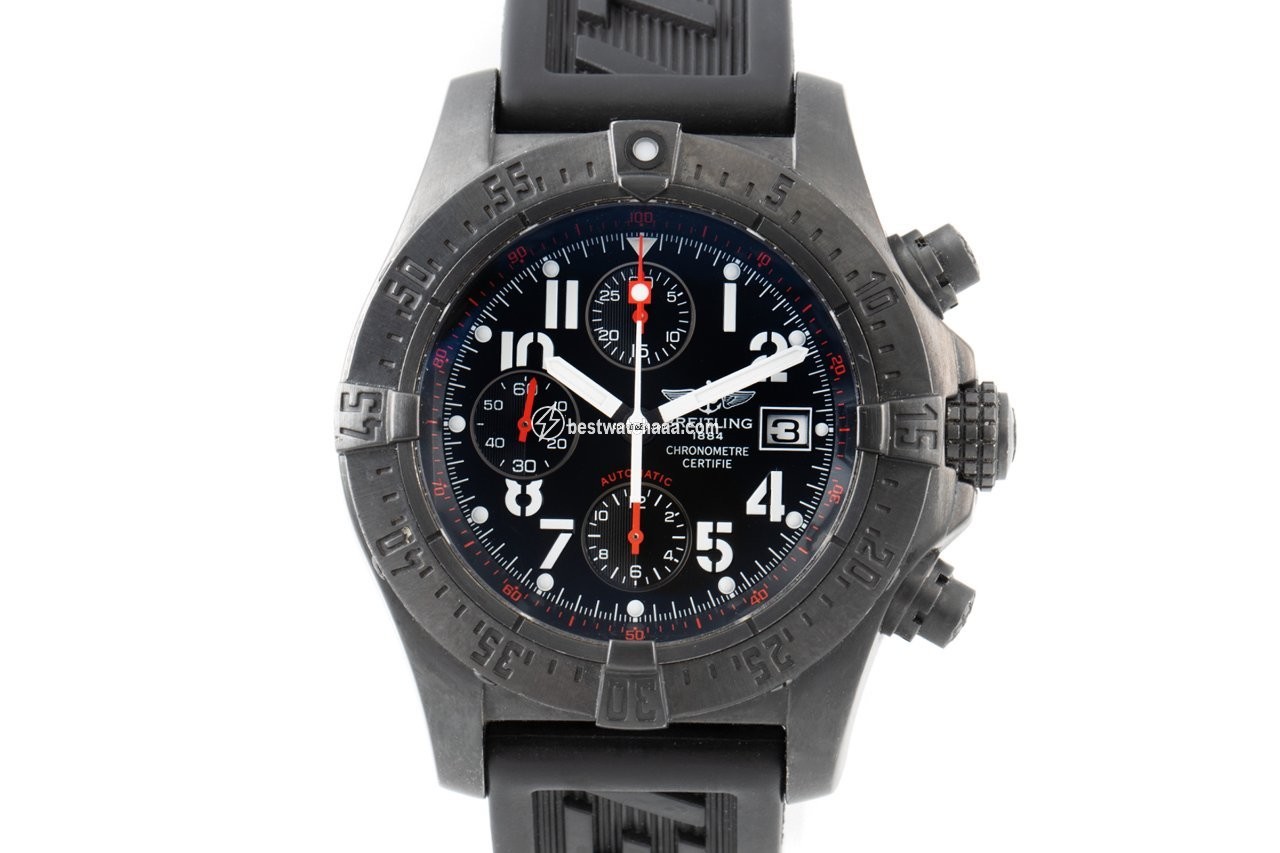 Breitling Avenger Skyland Mens watch Unisex Automatic Steel M13380