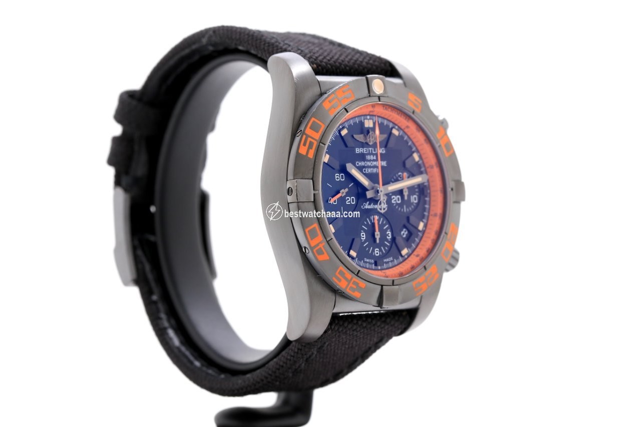 Breitling Chronomat 44 Raven Mens watch Unisex Automatic Steel MB0111C2 BD07 153S - gallery