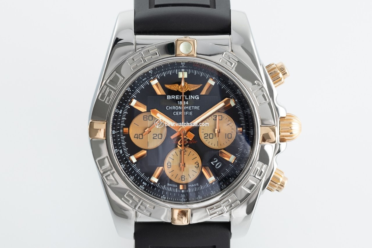 Breitling Chronomat 44 Mens watch Unisex Automatic Gold Steel IB0110