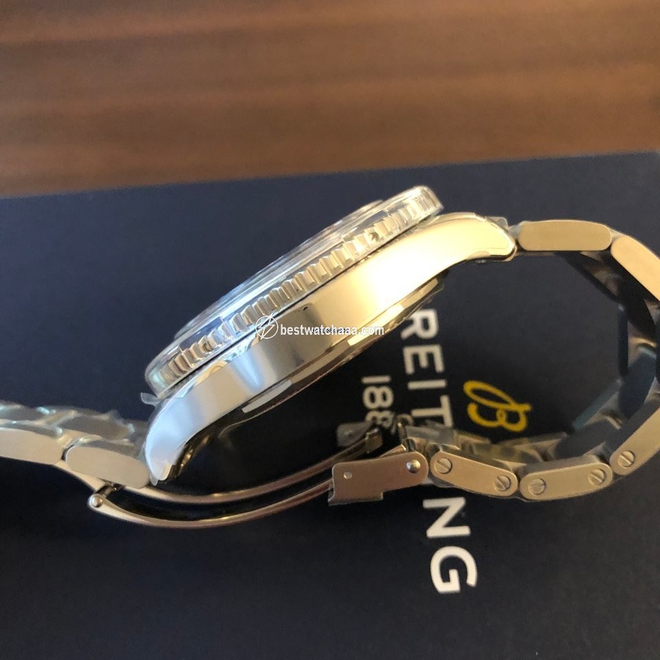 Breitling Superocean 42 Mens watch Unisex Automatic Steel A17366D81C1A1 - gallery