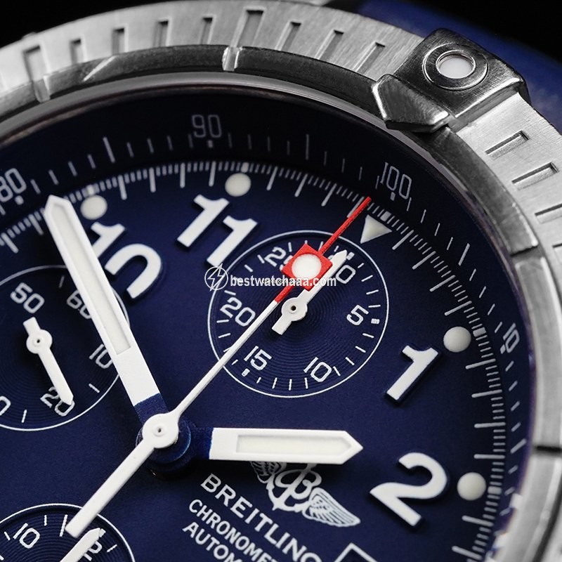 Breitling Avenger Mens watch Unisex Automatic E13360 - gallery