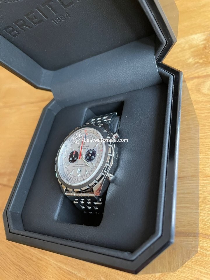 Breitling Chrono-Matic Mens watch Unisex Automatic Steel A4136012 G589 433A - gallery