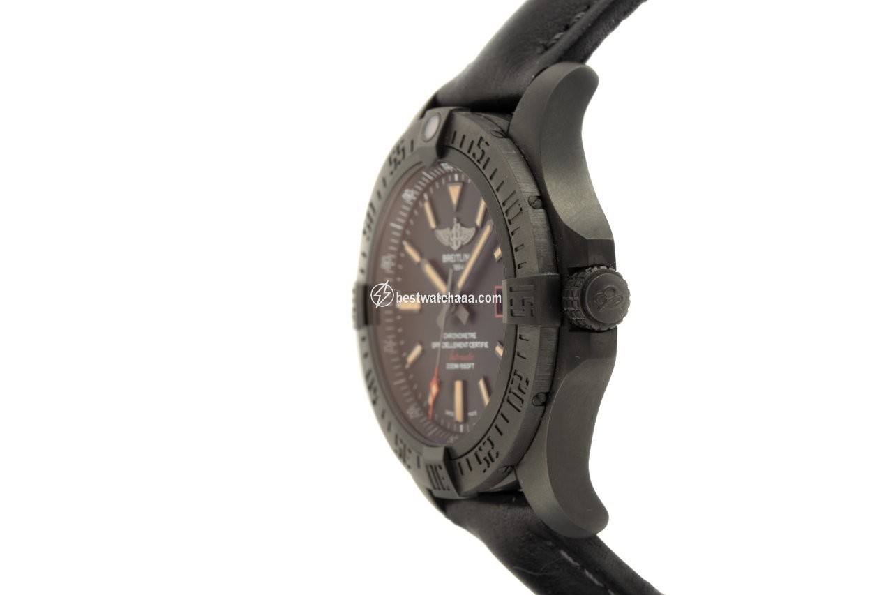 Breitling Avenger Blackbird 44 Mens watch Unisex Automatic Titanium V17311 - gallery