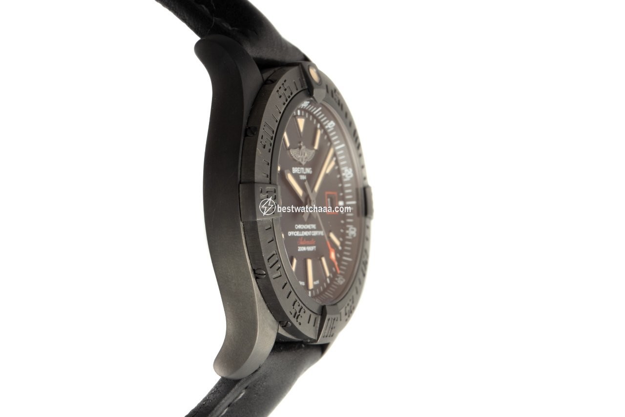Breitling Avenger Blackbird 44 Mens watch Unisex Automatic Titanium V17311 - gallery