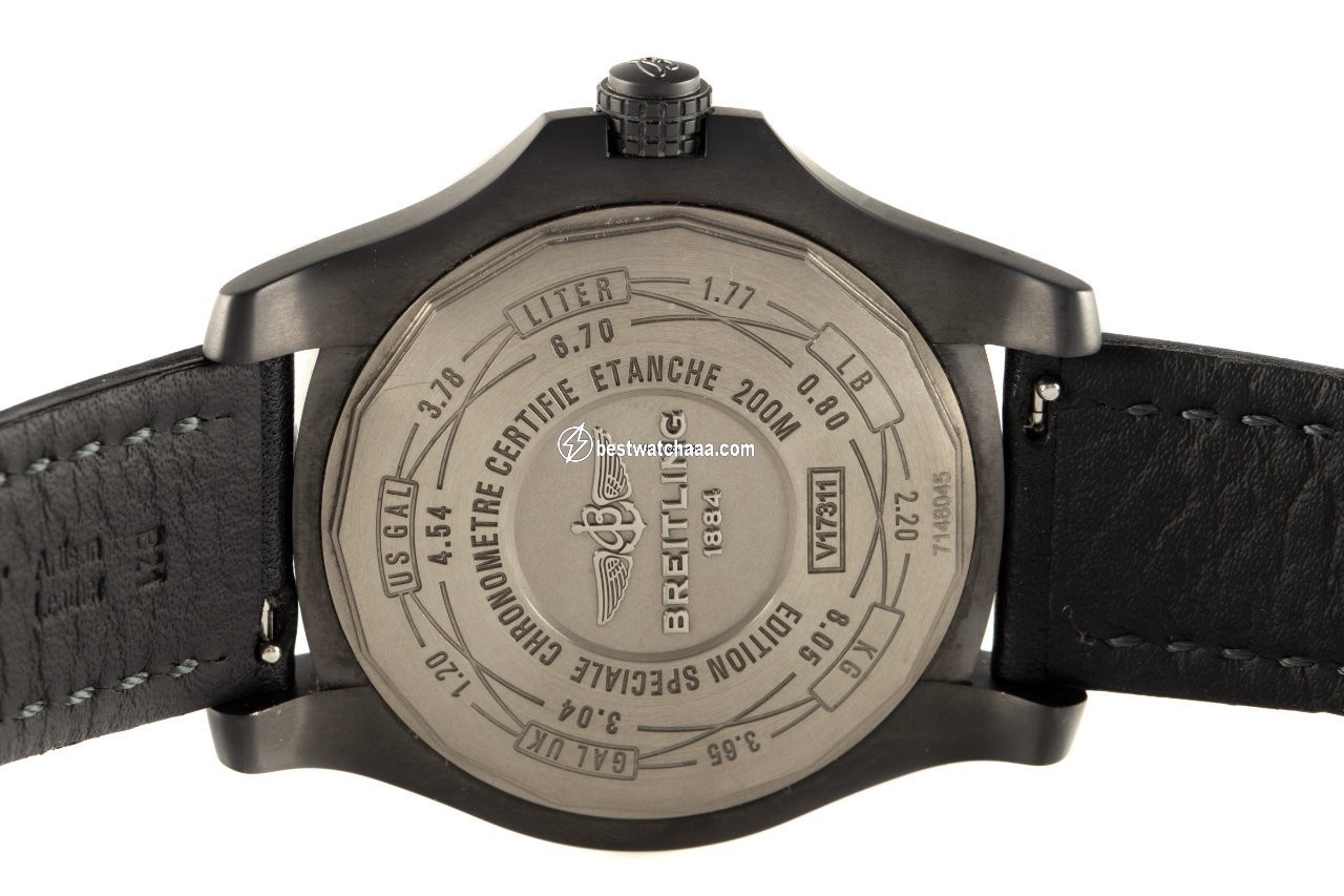 Breitling Avenger Blackbird 44 Mens watch Unisex Automatic Titanium V17311 - gallery