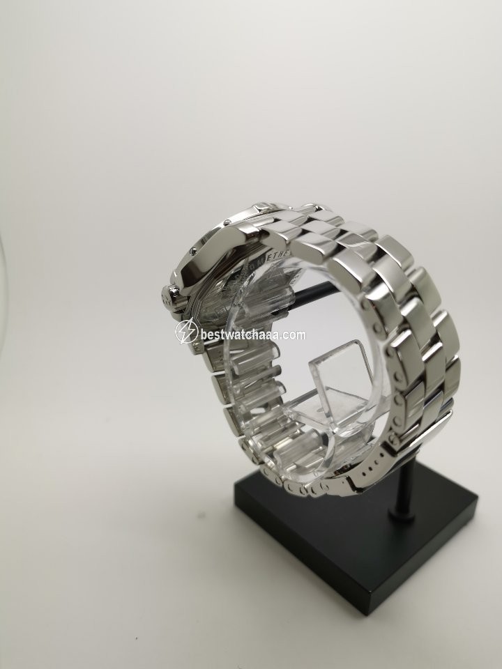 Breitling Colt Automatic Mens watch Unisex Automatic Steel A1738011 - gallery