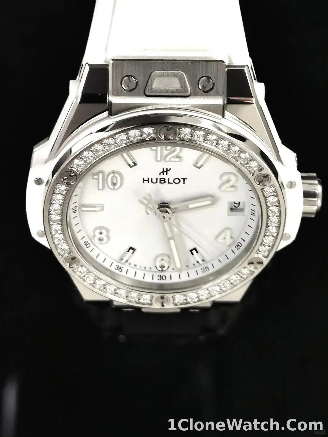 Hublot Big Bang Women Automatic White Rubber Watch 465.SE.2010.RW.1204